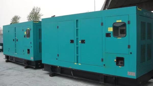 黑龙江康明斯400kw大型柴油二手发电机组