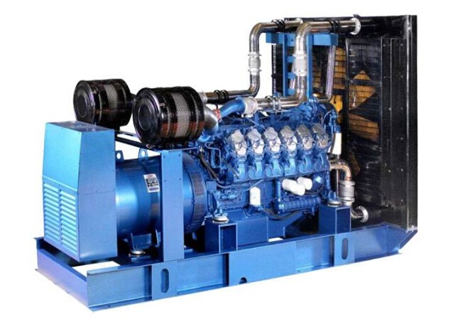 黑龙江康明斯30kw小型柴油二手发电机组